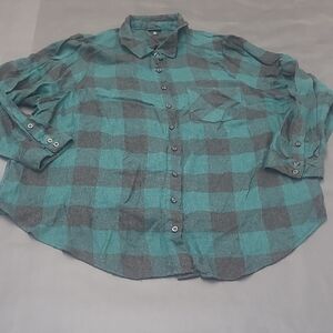 Torrid Black/Turquoise Green Plaid Flannel Top Size 4 (4X)